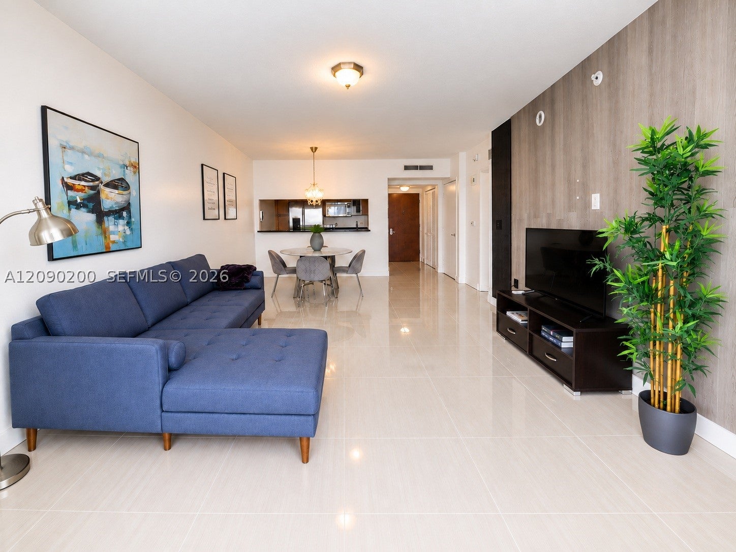 31 SE 5 ST 1203