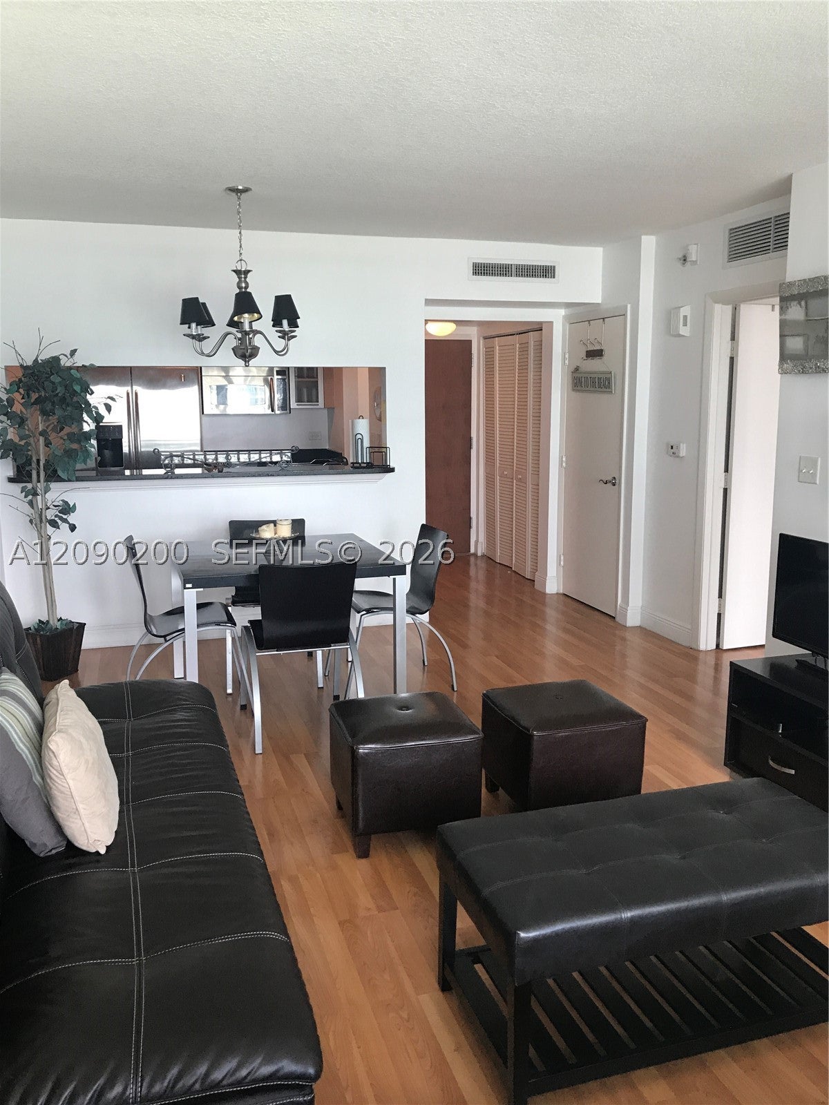 31 SE 5 ST 1203