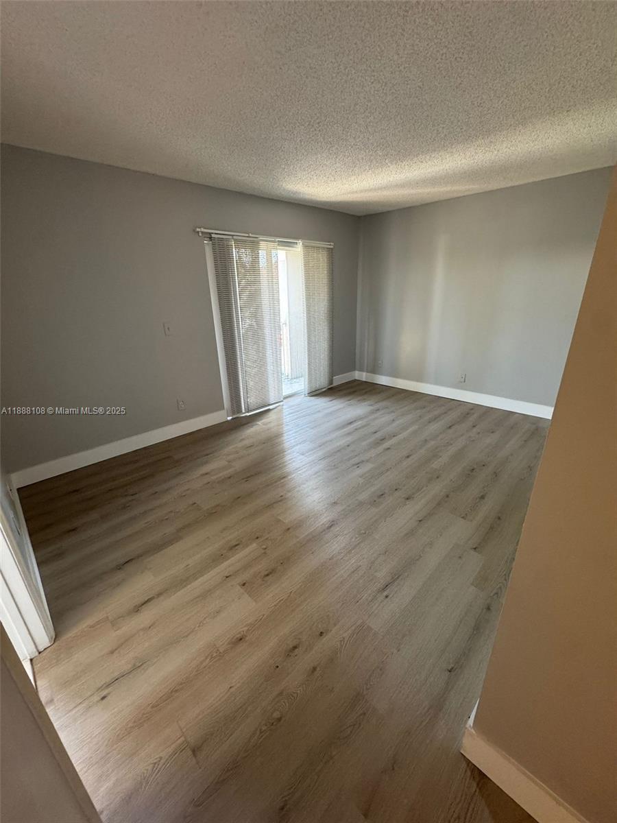 SOMERSET FOUR REPLAT - Residential