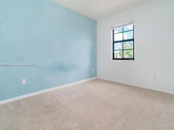 CHAMPION LAKES - Residential