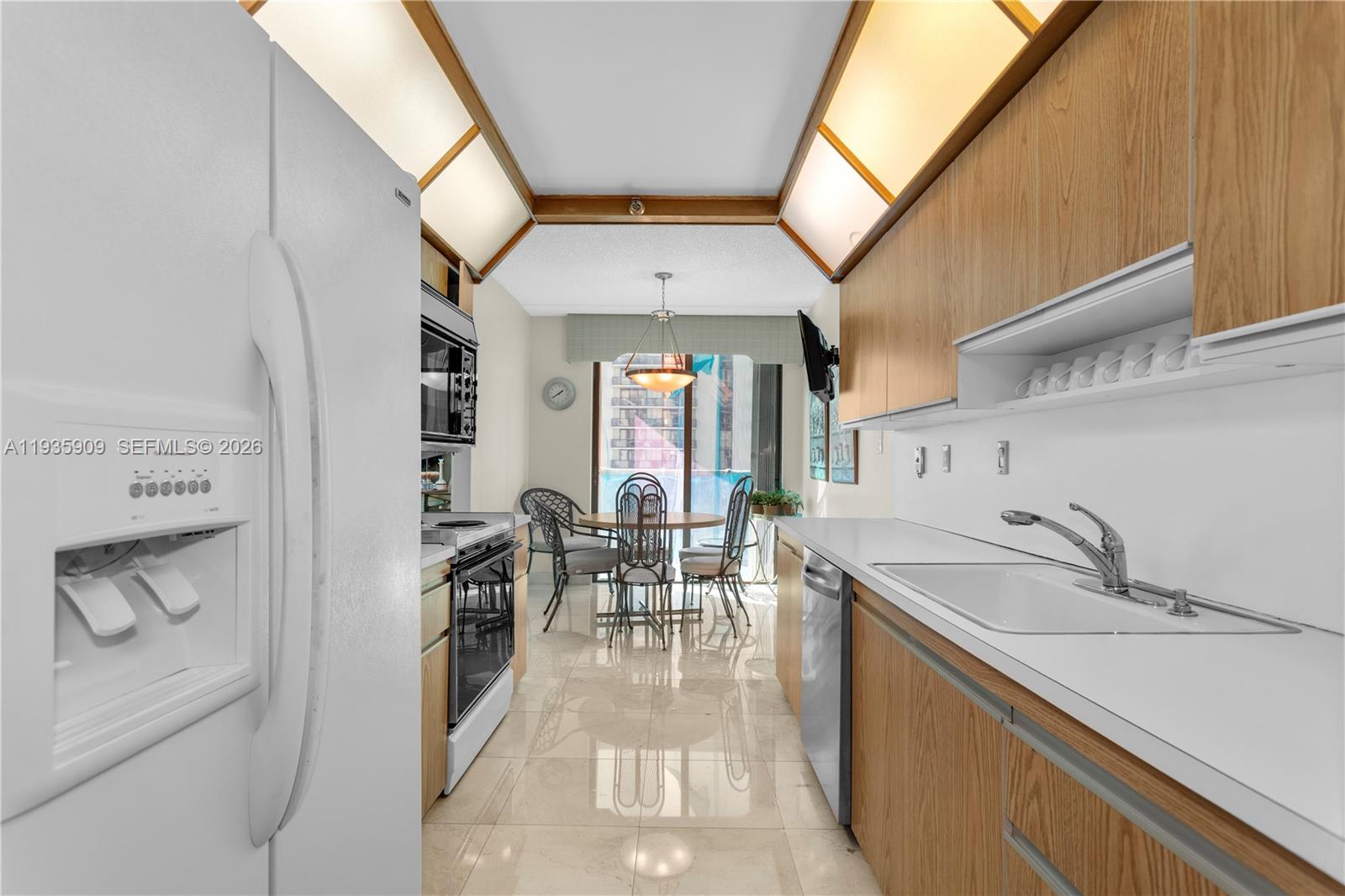 TURNBERRY ISLE CONDO - Residential