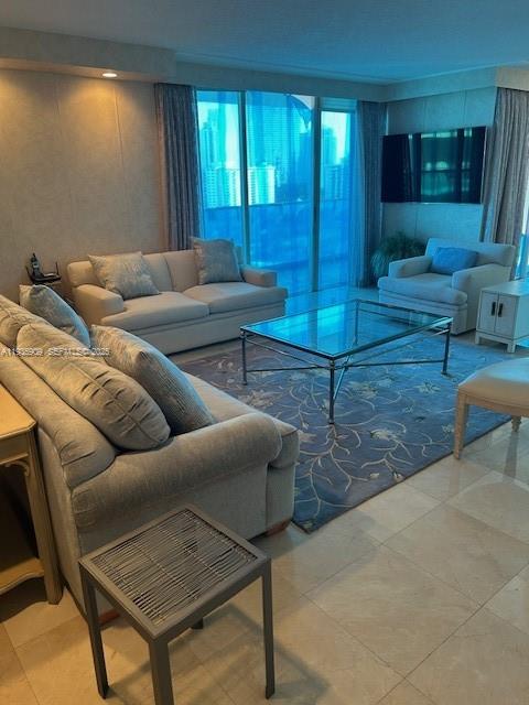 19707 Turnberry Way 17-E