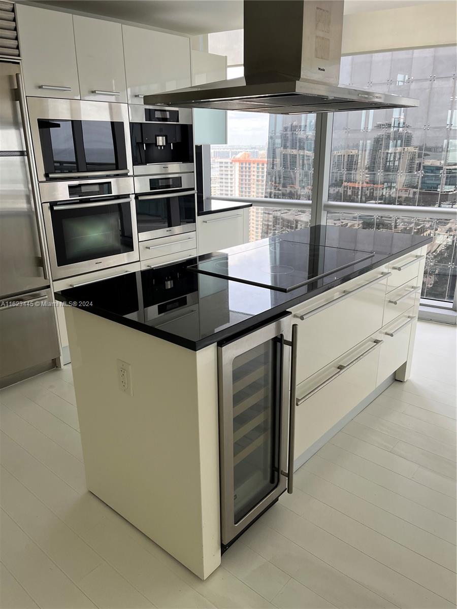 JADE OCEAN CONDO - Residential