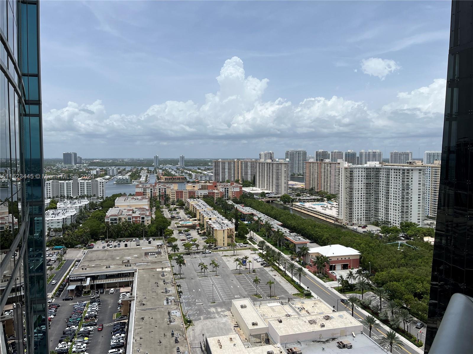 JADE OCEAN CONDO - Residential