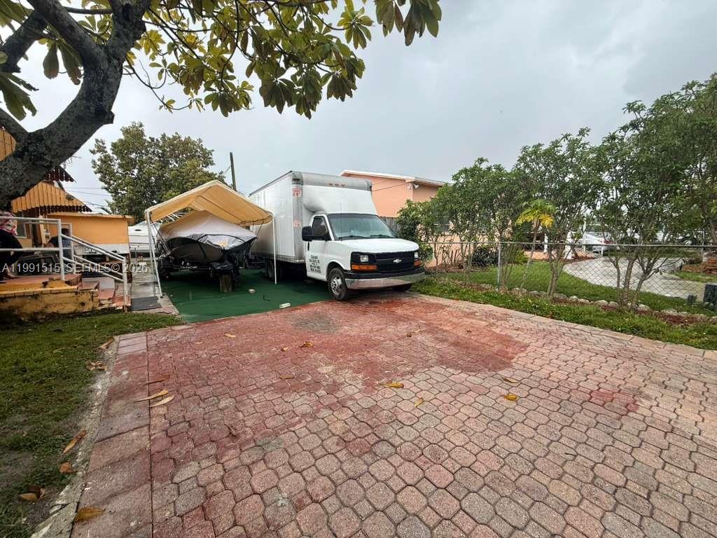 BRADLEY PARK - Residential