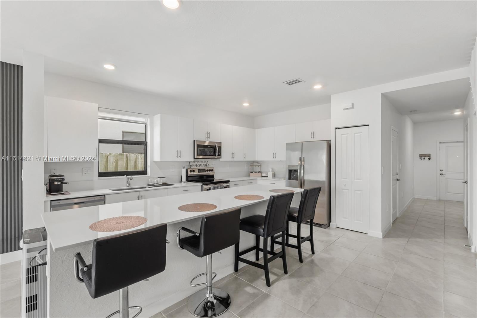 Photo 6 of 24 of 25416 SW 108th Ave 0 townhome