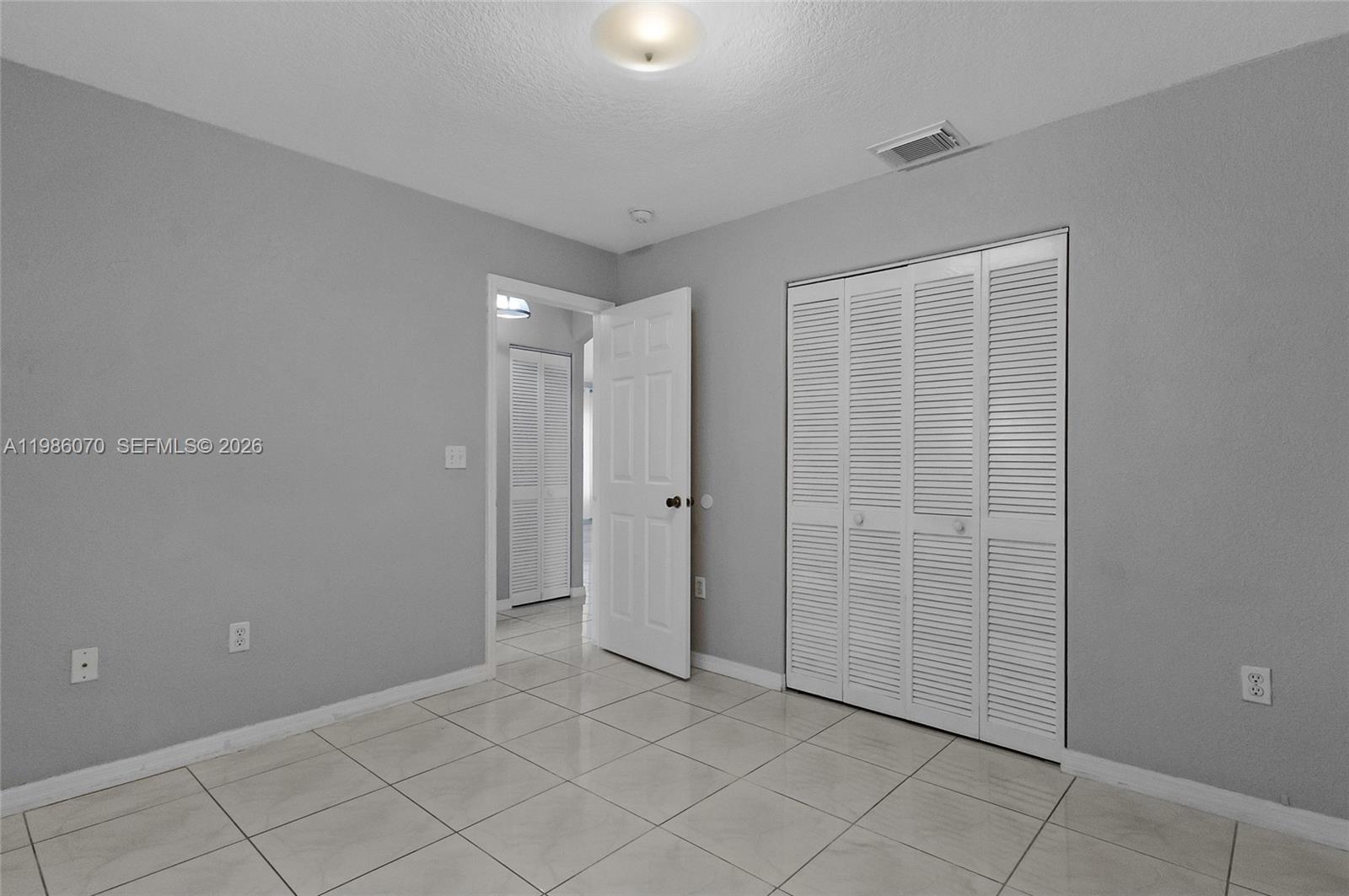 GOLDEN EAGLE ESTATES SEC - Residential Lease