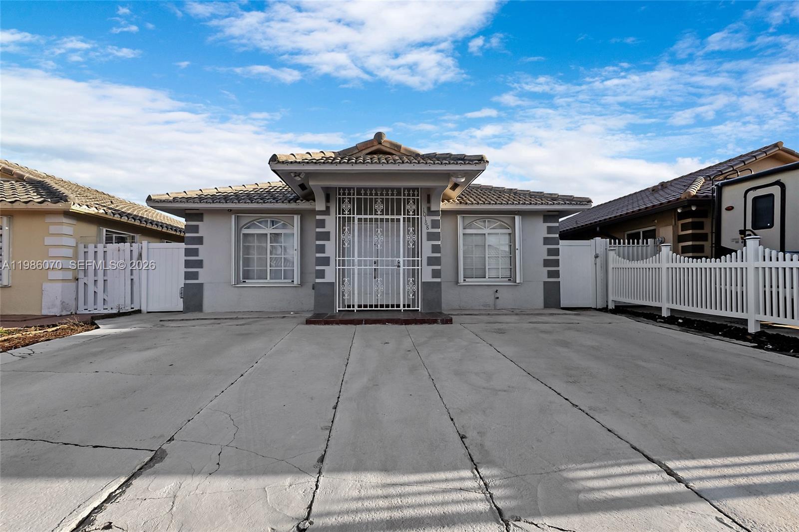 GOLDEN EAGLE ESTATES SEC - Residential Lease