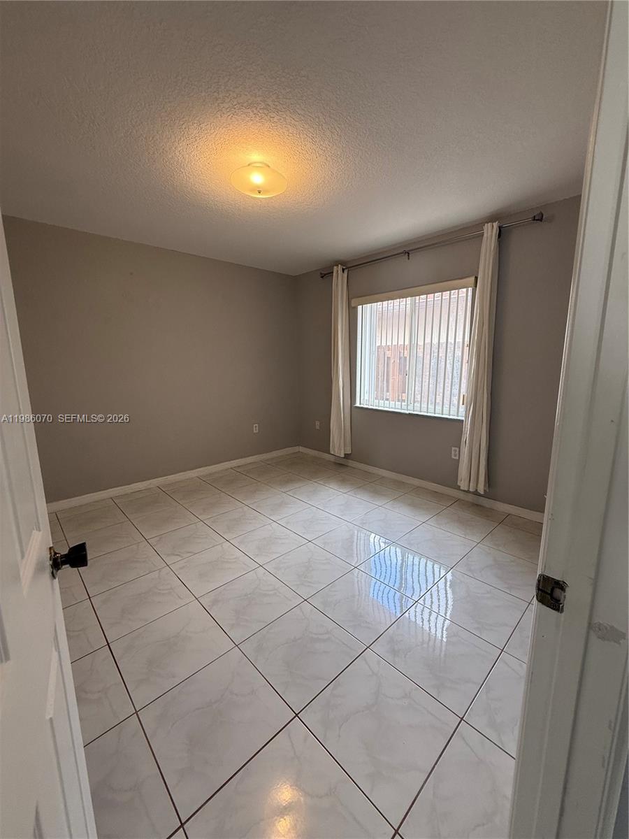 GOLDEN EAGLE ESTATES SEC - Residential Lease