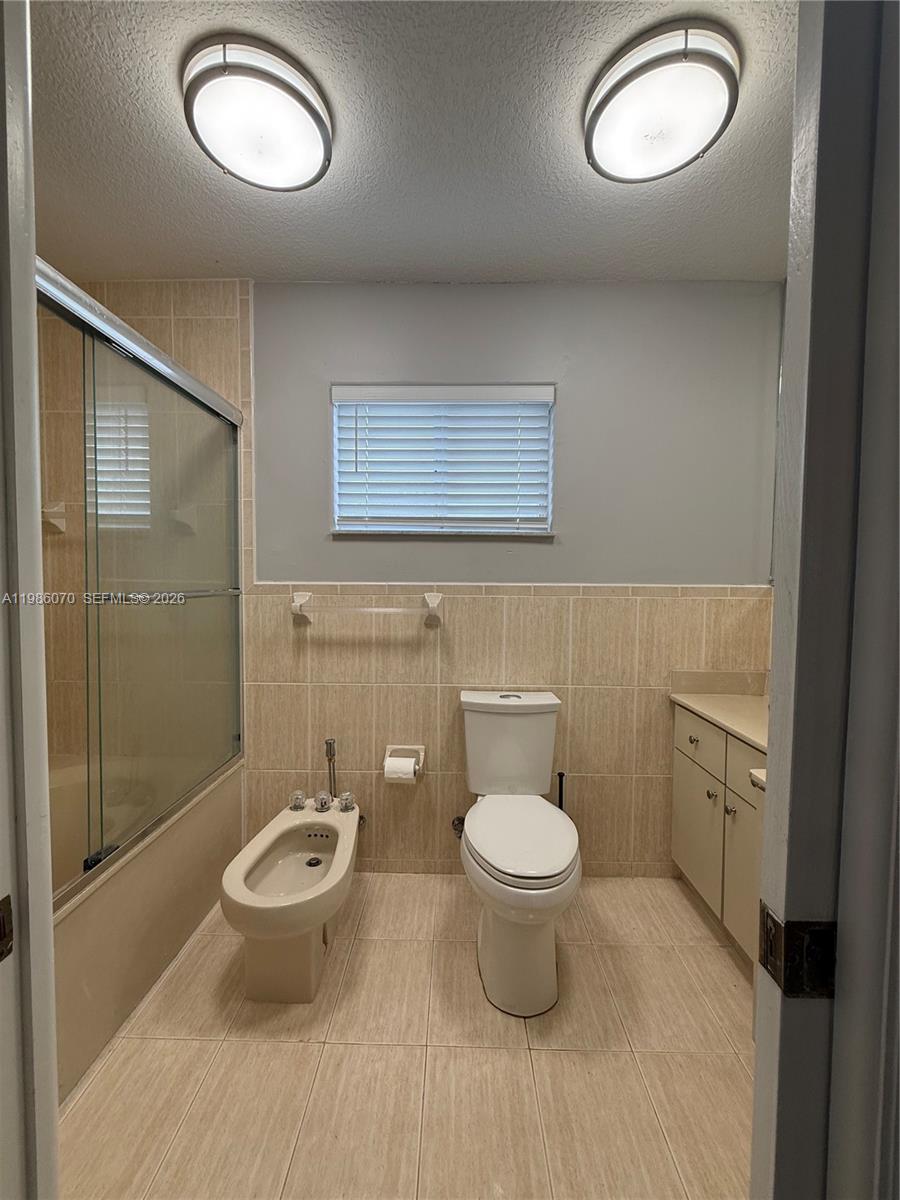 GOLDEN EAGLE ESTATES SEC - Residential Lease