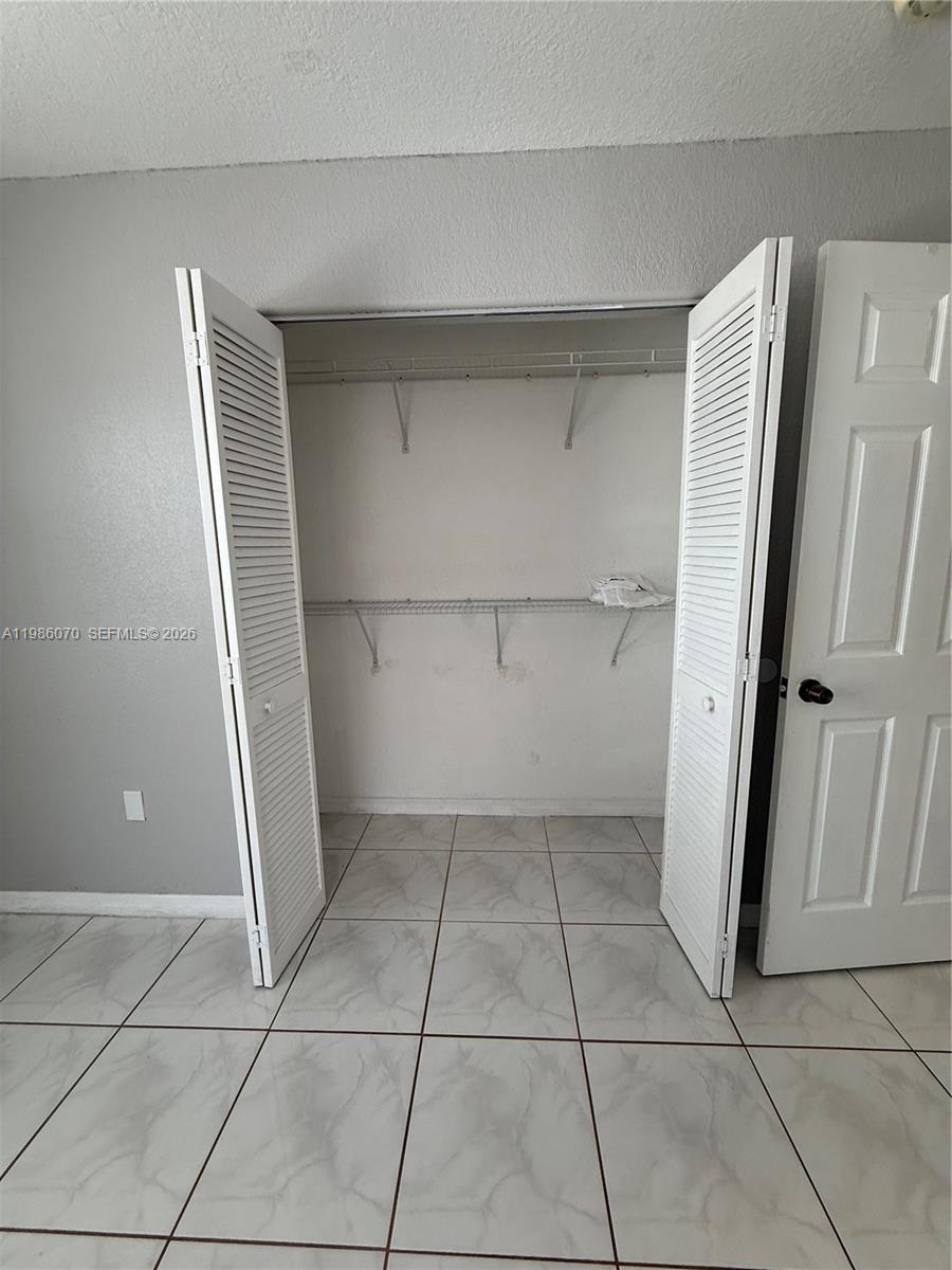 GOLDEN EAGLE ESTATES SEC - Residential Lease