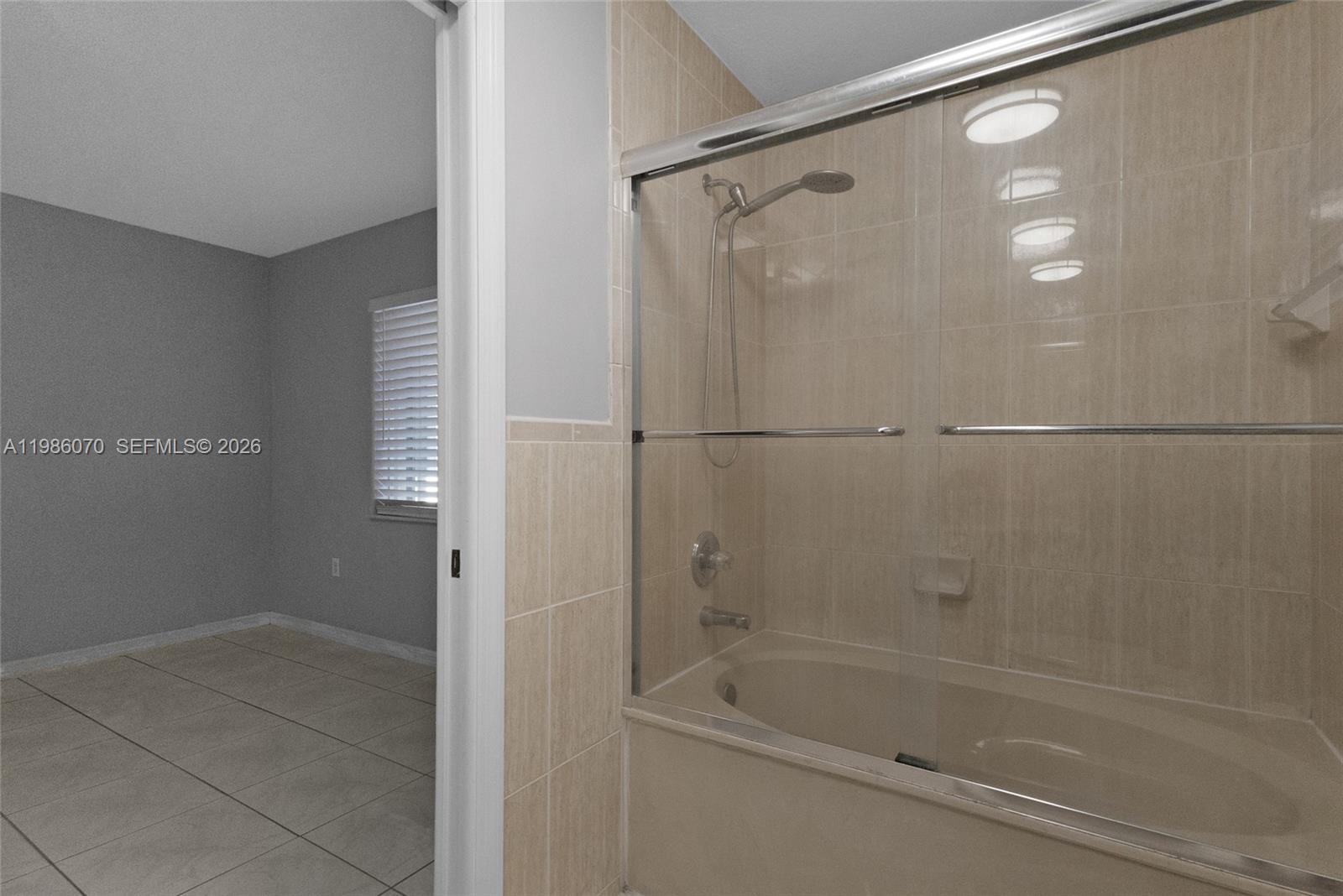 GOLDEN EAGLE ESTATES SEC - Residential Lease