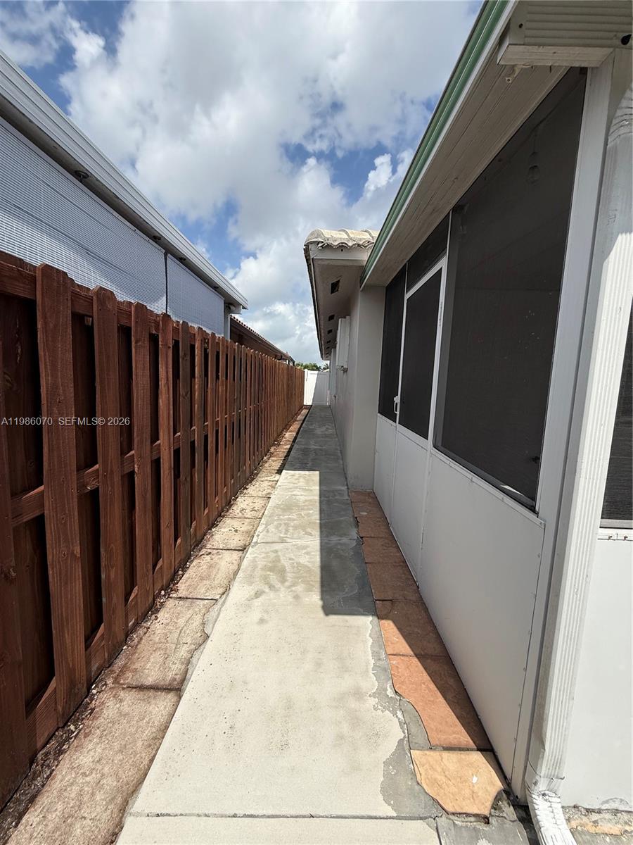 GOLDEN EAGLE ESTATES SEC - Residential Lease