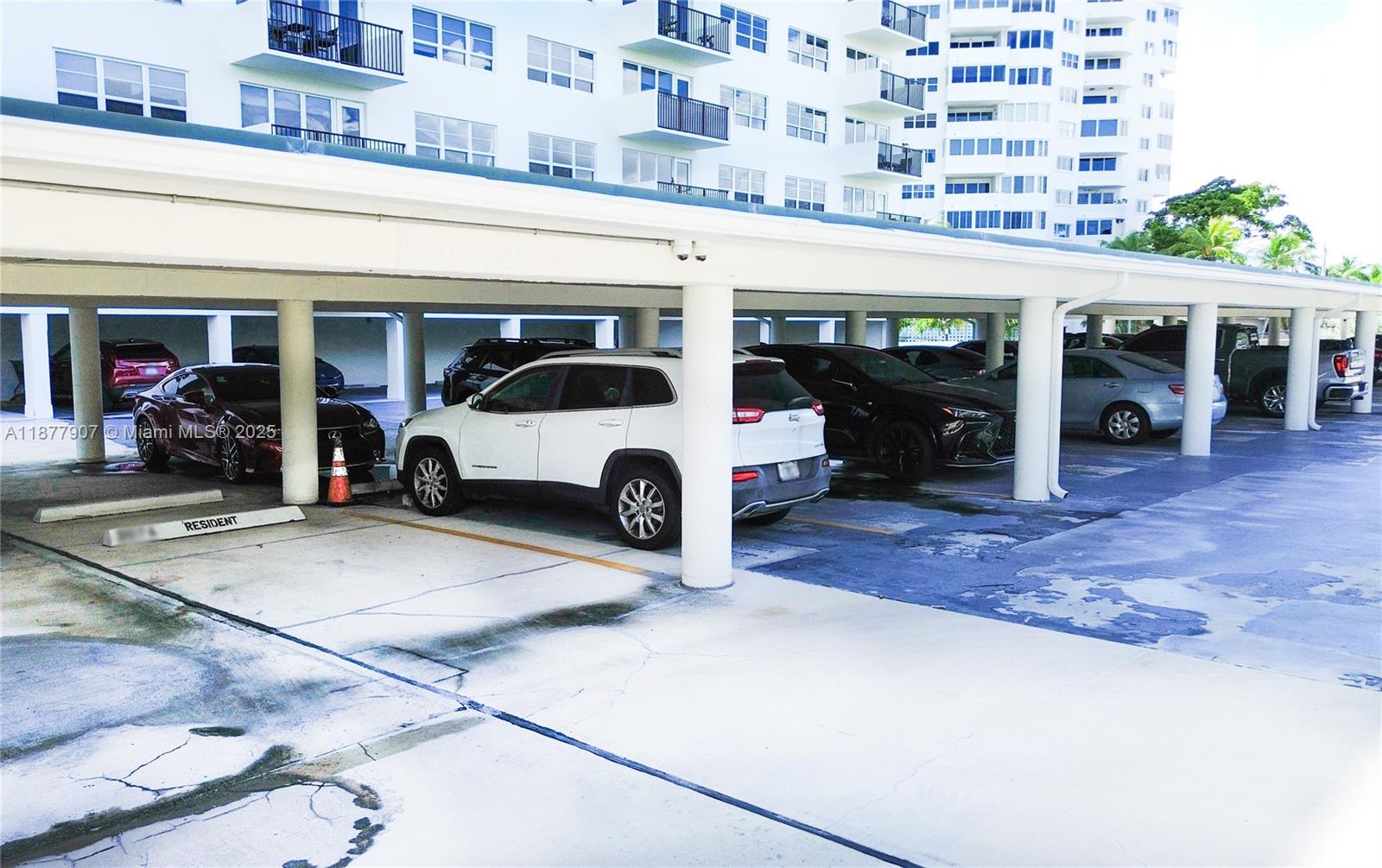 ESSEX TOWER CONDO - Residential