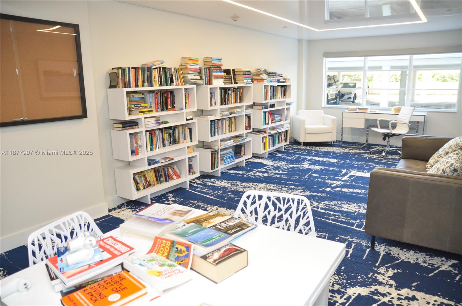 ESSEX TOWER CONDO - Residential