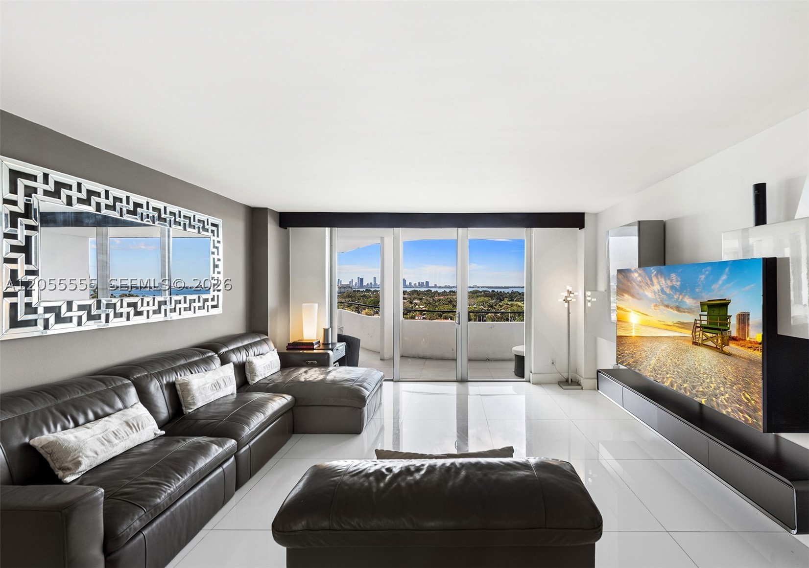 5151 Collins Ave 1420