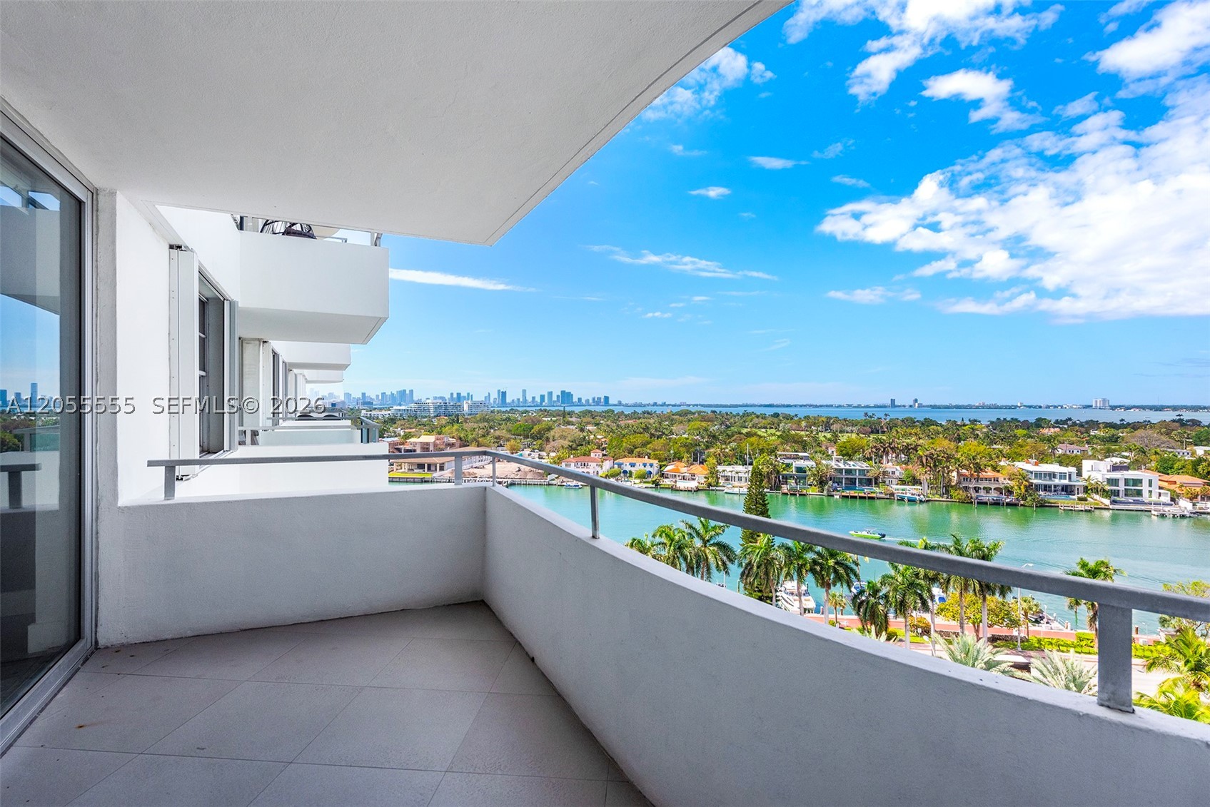 5151 Collins Ave 1420