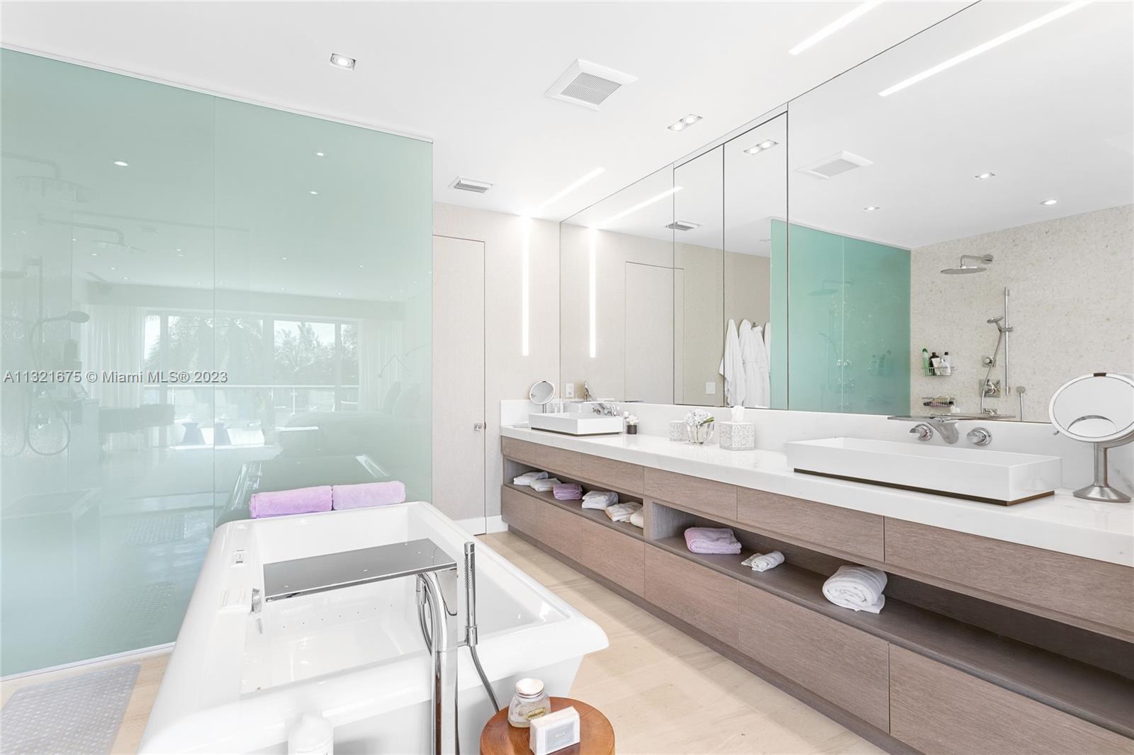 NORMANDY GOLF COURSE - Residential