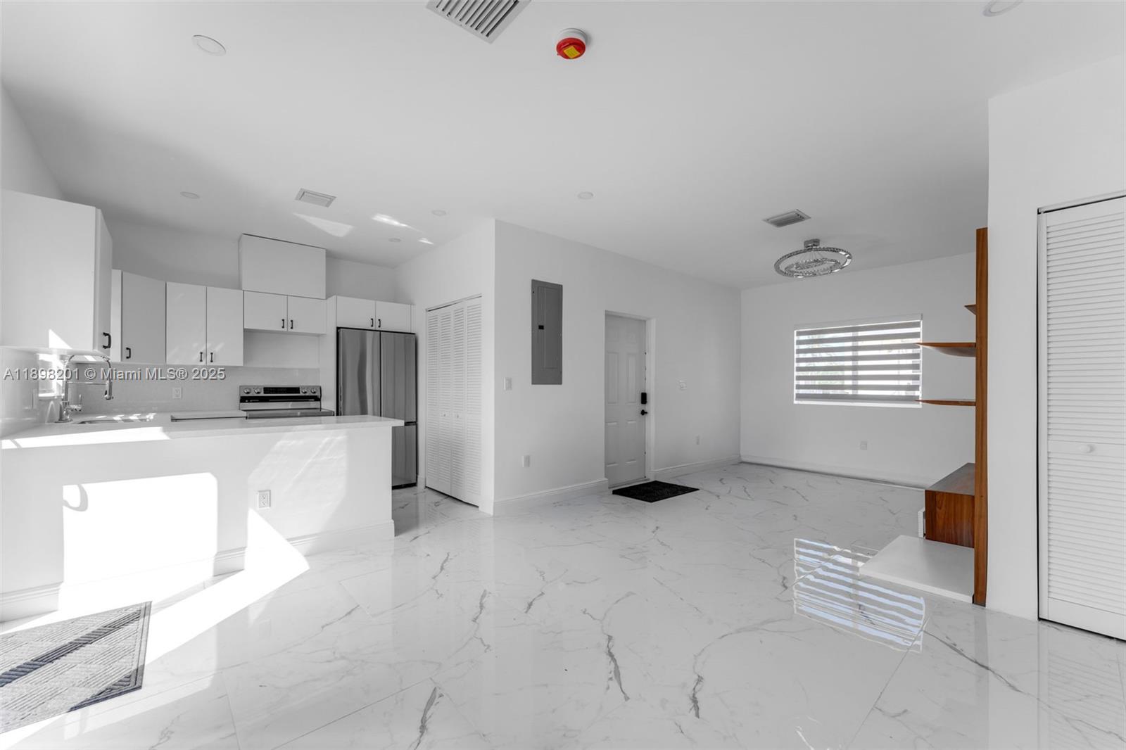 OLYMPIC HEIGHTS - Residential Income