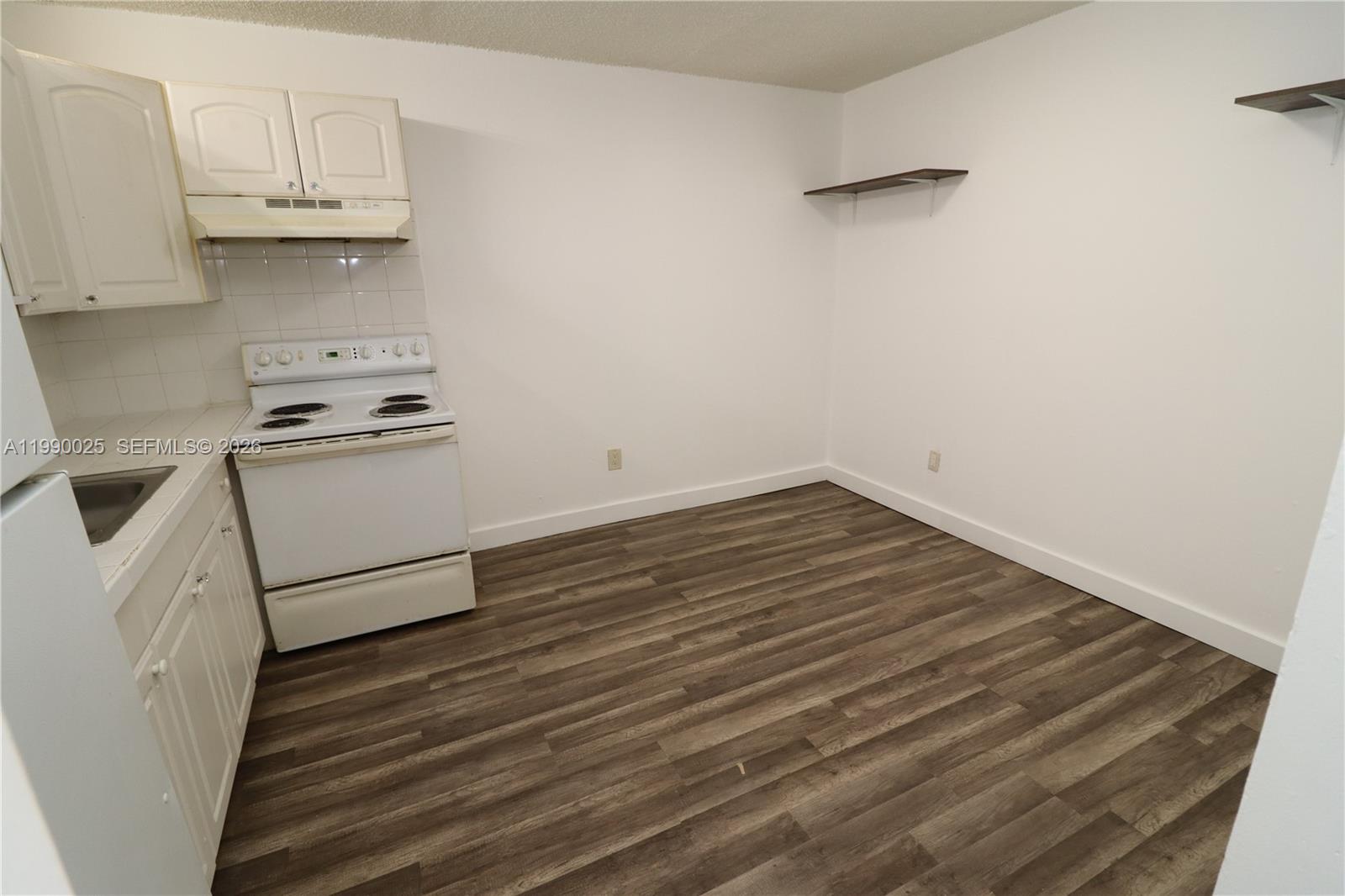 BRICKELL RIVERVIEW - Residential Lease