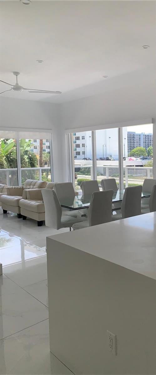 AQUARIUS CONDO - Residential