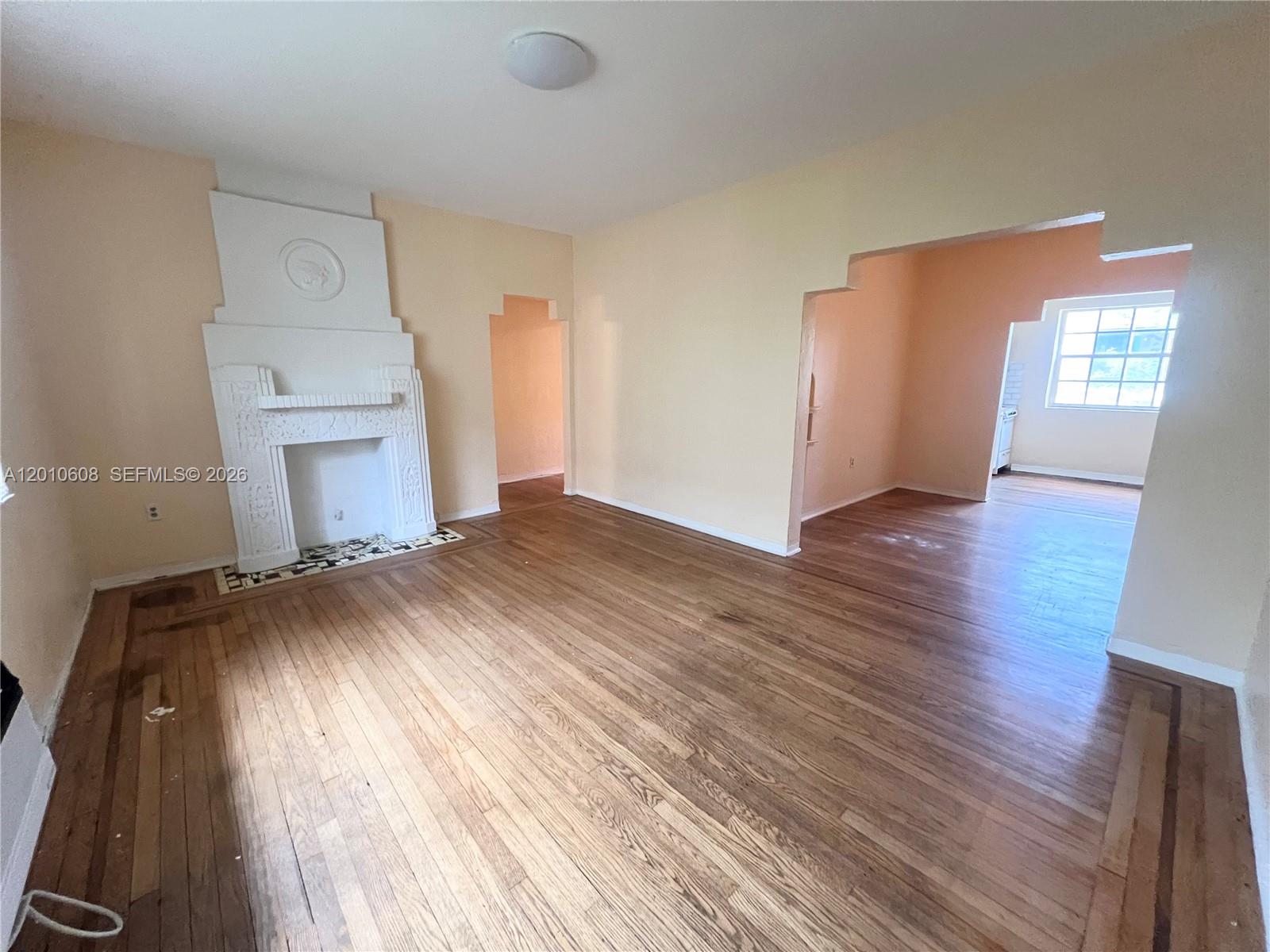 ST REMY CONDO - Residential