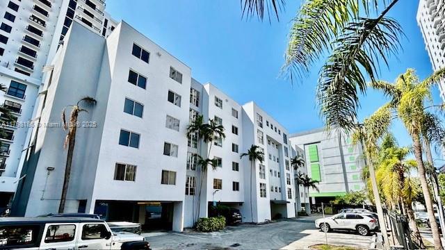 210 Sw 11th St 410, Miami, Broward County, Florida - 2 Bedrooms  
1 Bathrooms - 