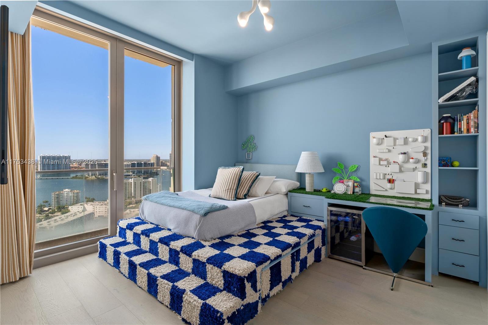 888 VIA ACQUALINA CONDO - Residential