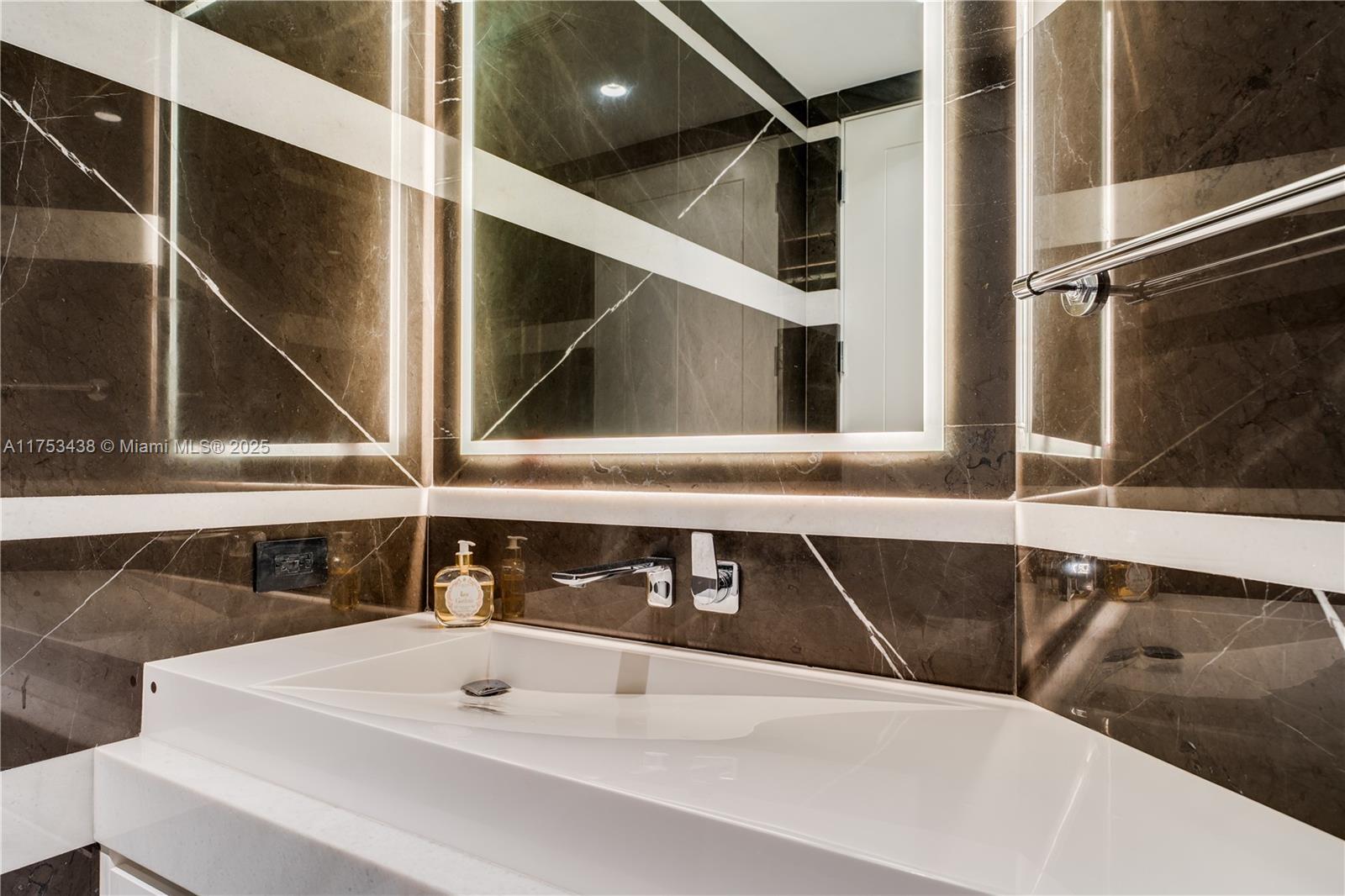 888 VIA ACQUALINA CONDO - Residential