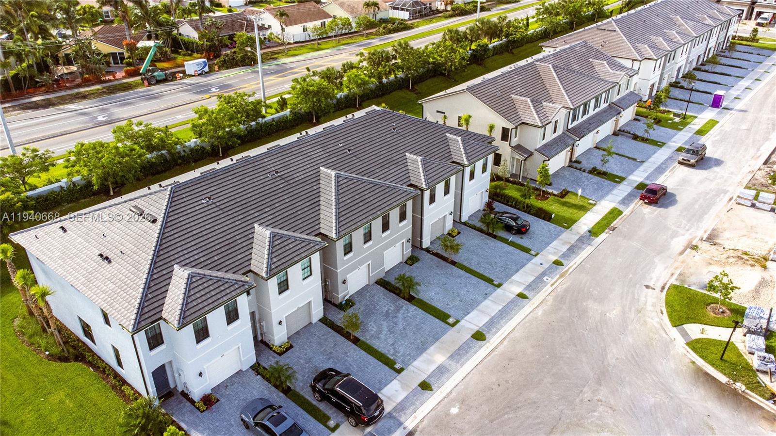 OAK TREE PROPERTY REDEVEL - Residential