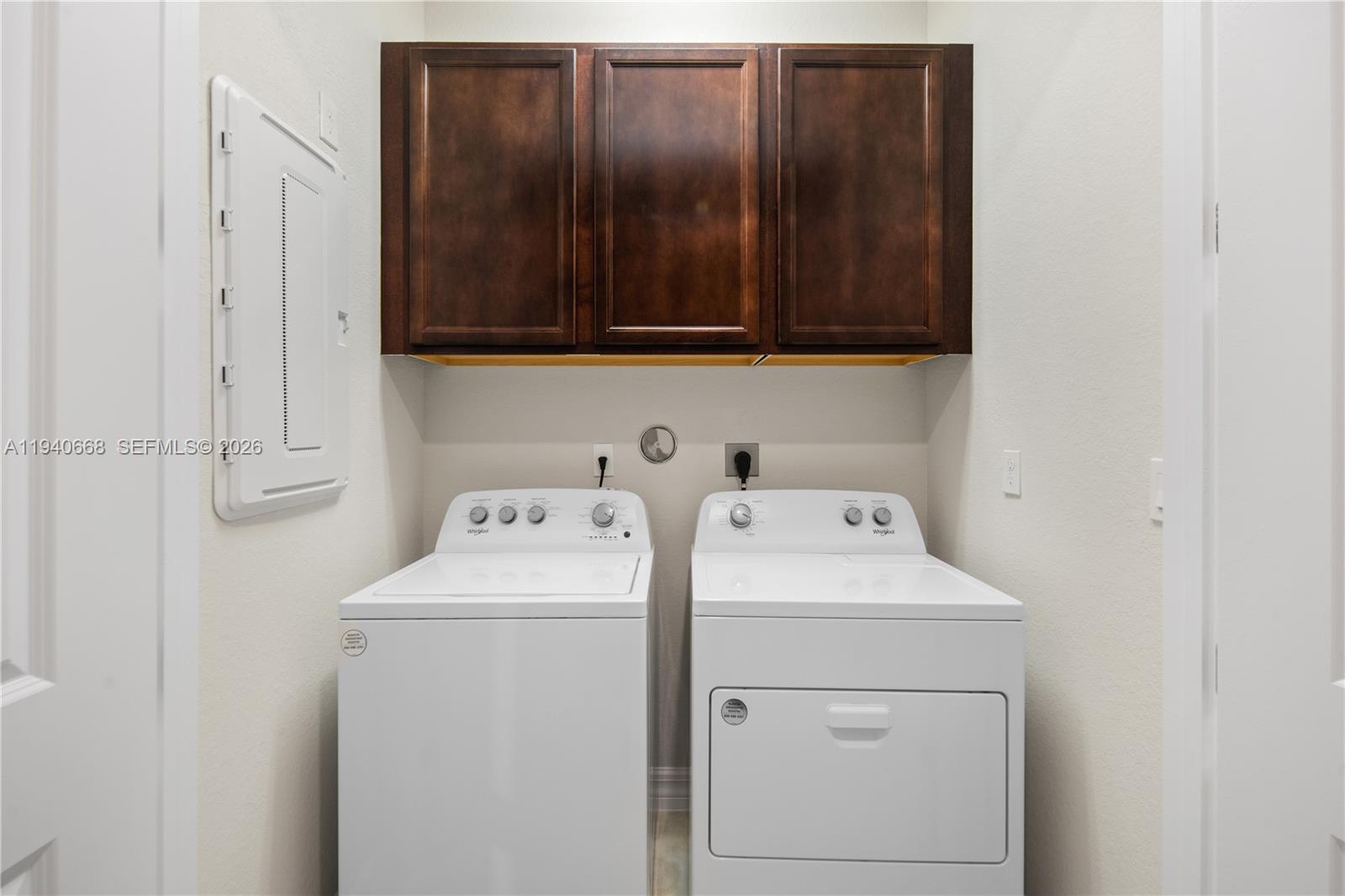 OAK TREE PROPERTY REDEVEL - Residential