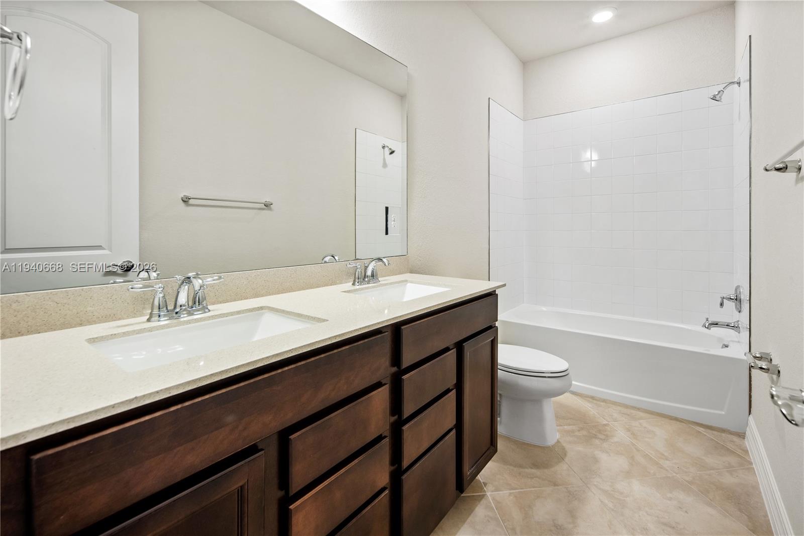 OAK TREE PROPERTY REDEVEL - Residential