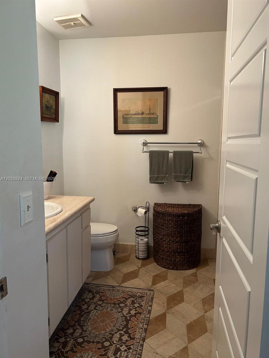 COSTA DEL SOL CONDO P - Residential
