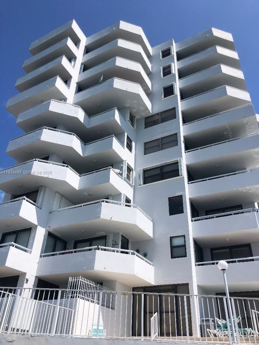 Spacious 1 bedroom / 1.5 bathrooms apartment on the 5h floor tiled throughout with updated kitchen,  bathrooms and hurricane shutters. Ample master bedroom with walking closet and full bathroom including washer/dryer. Amazing intercostal view, panoramic skyline and stunning sunset from the balcony.  In walking distance to the beach, restaurant and supermarket. Waterfront pool deck including sauna with enclosed meeting area. 1 assigned parking the gated parking area of the building overlooking the boat docks that can be rented subject to availability.