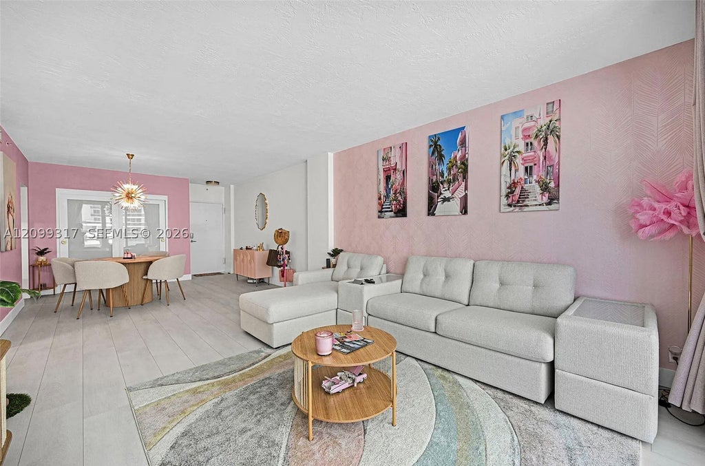 Photo of 3001 Ocean DR #403, Hollywood, FL 33019 (MLS # A12099317)