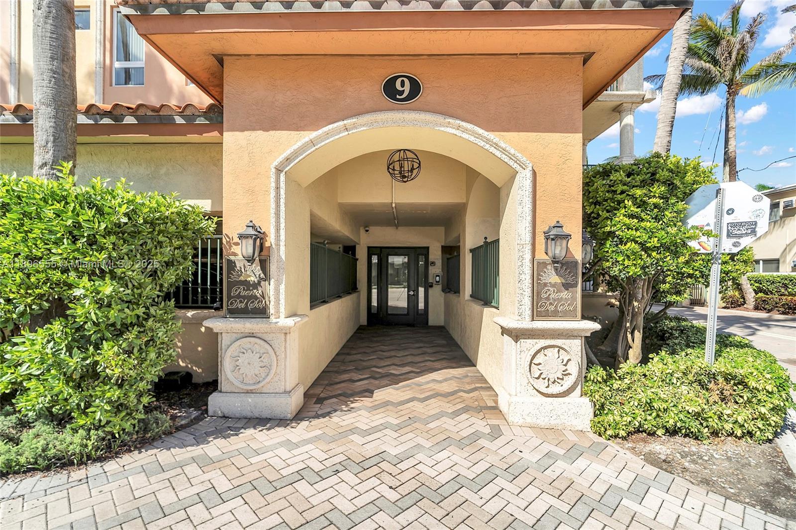 PUERTA DEL SOL CONDO - Residential Lease