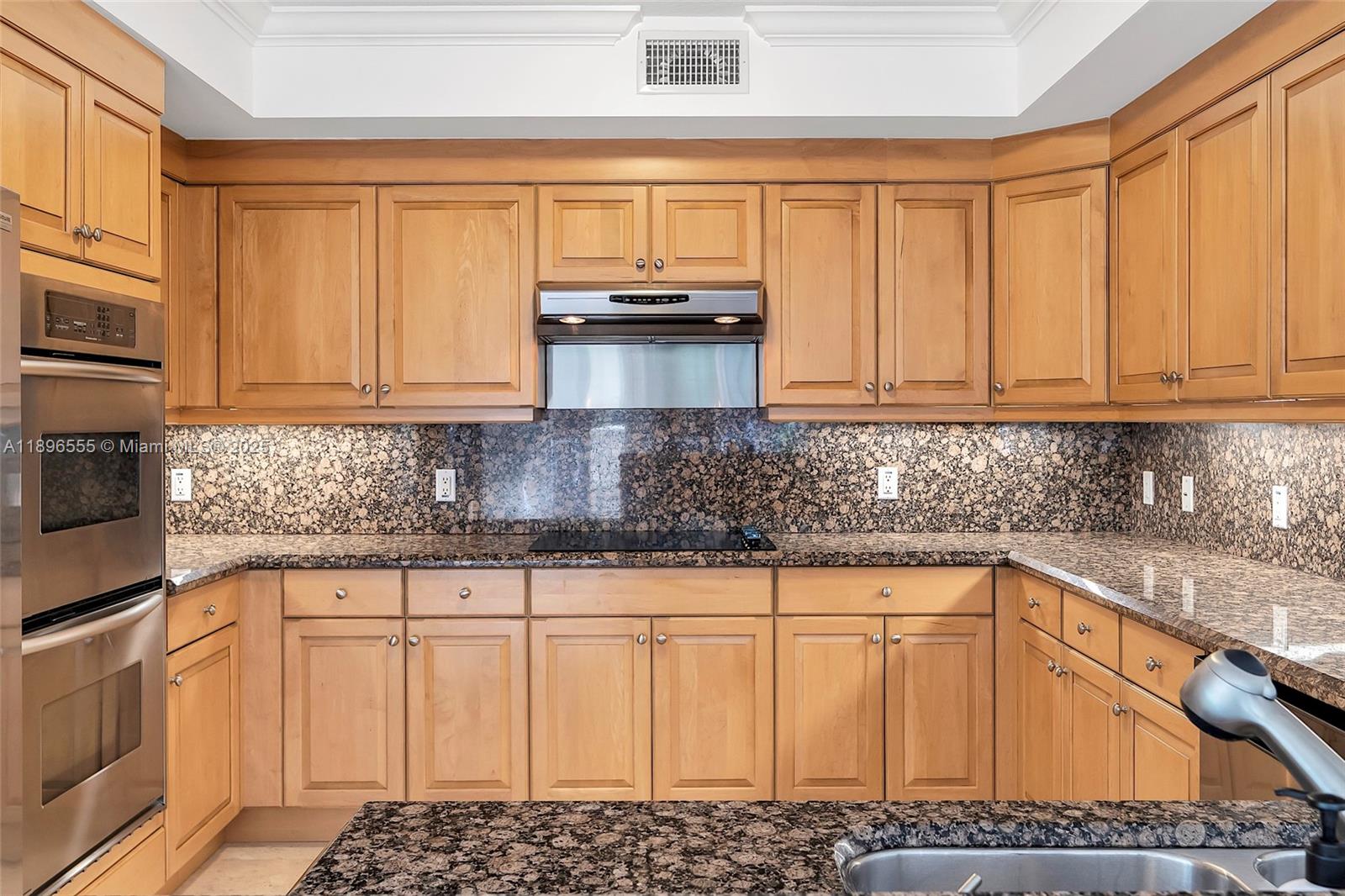 PUERTA DEL SOL CONDO - Residential Lease