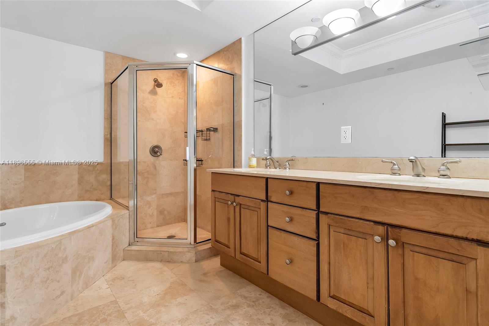 PUERTA DEL SOL CONDO - Residential Lease