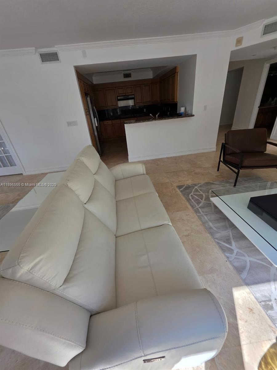 PUERTA DEL SOL CONDO - Residential Lease