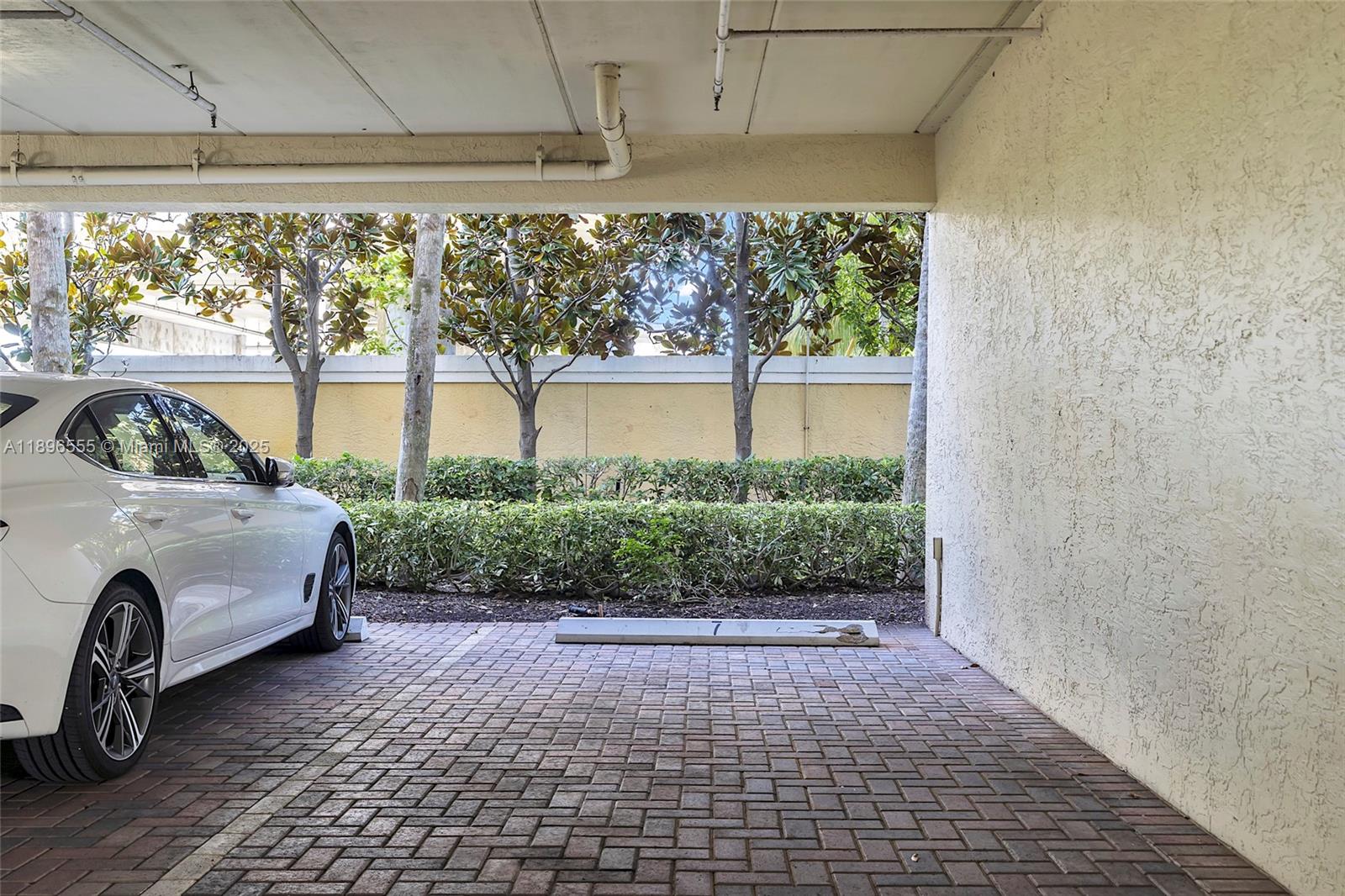 PUERTA DEL SOL CONDO - Residential Lease