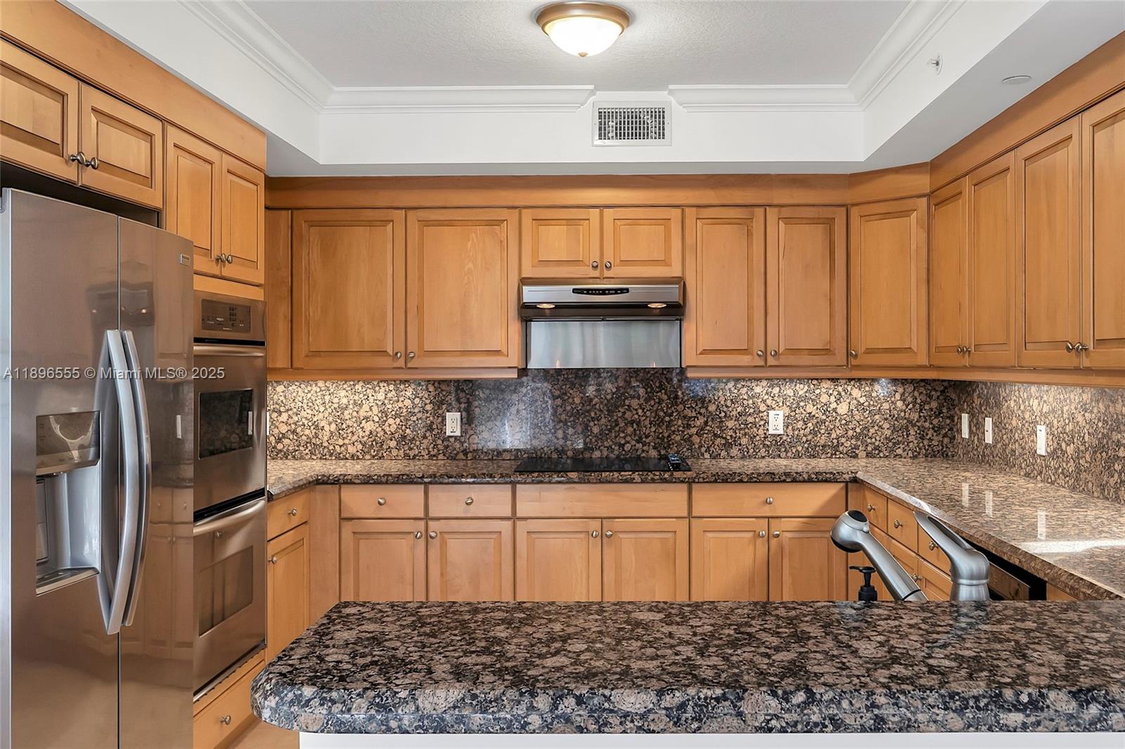 PUERTA DEL SOL CONDO - Residential Lease