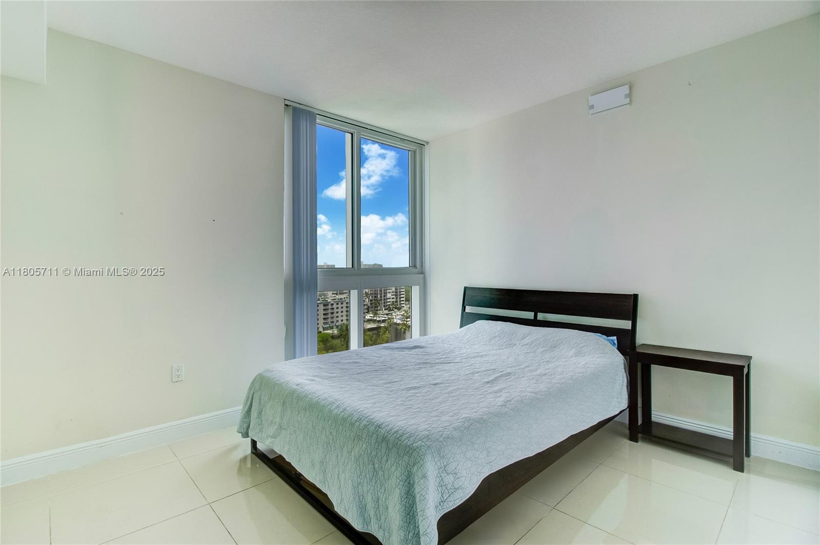 TERRAZAS RIVERPARK VILLAG - Residential