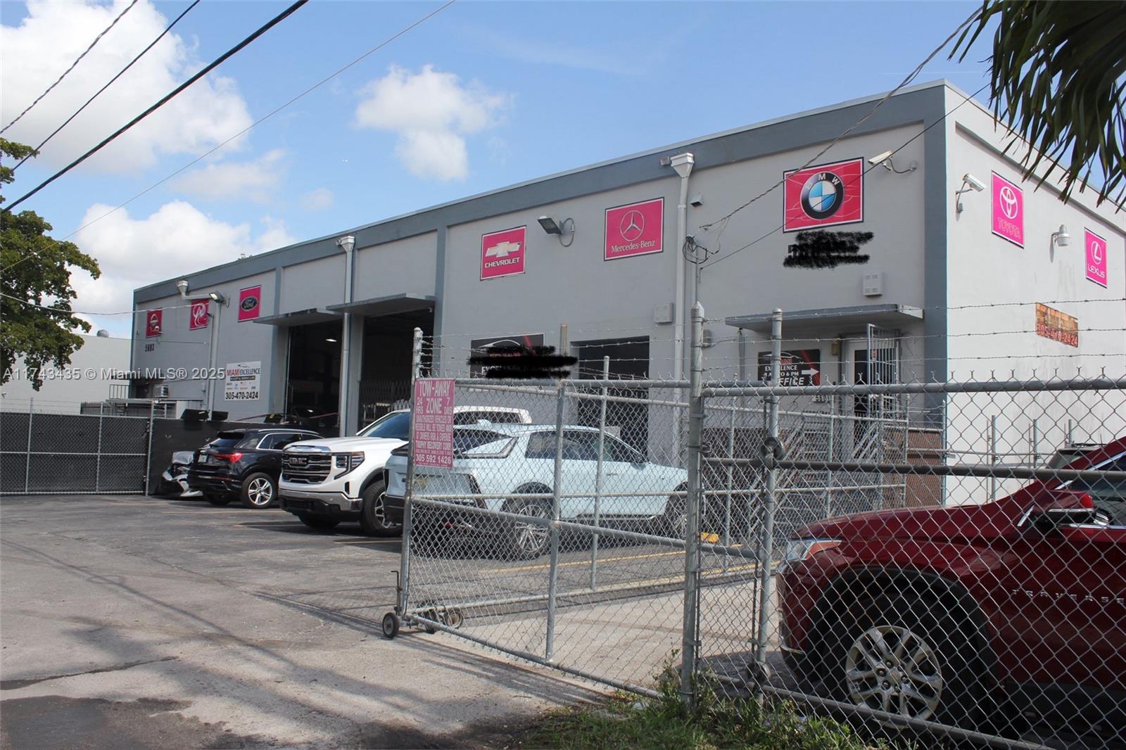 EXCELLENT LOCATION Auto Body Shop Business FOR SALE in the DORAL. This well-equipped and spacious body shop, car lifts, a frame machine, paint booth, and a paint mixing room. It includes approximately 10+ outdoor parking spots, 2 offices with individual ACs, a covered area for outdoor car detailing, and efficient ventilation with ACs, fans, and an extractor in place. Finding a body shop like this one with an active paint booth and license and excellent prime location. The business accepts various insurances .