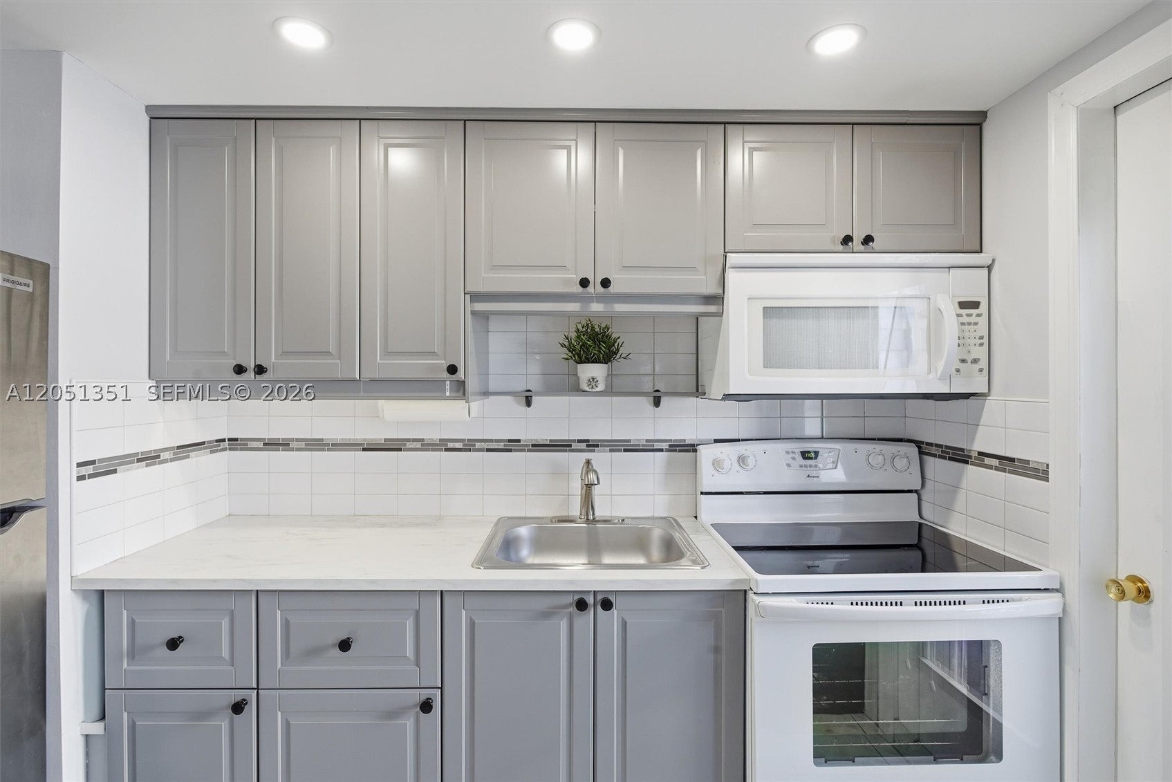 3133 S Ocean Dr 218