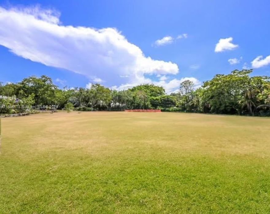 Rare opportunity to acquire over an acre (44,000sqft) of prime Pinecrest real estate off of Old Cutler road. Nothing comes close to this private and quiet dead-end street. Come build your dream home!!!