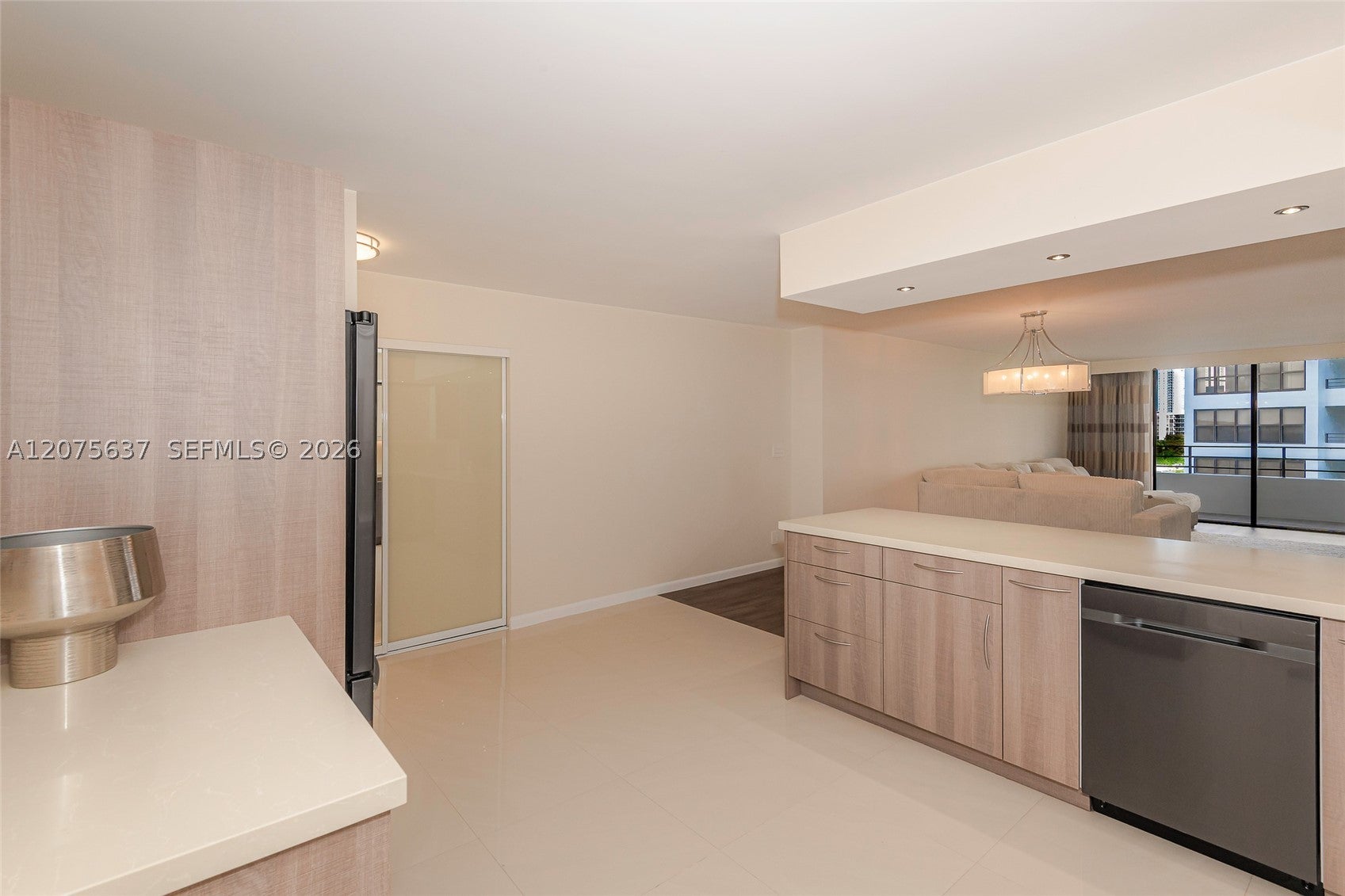 600 Three Islands Blvd 521