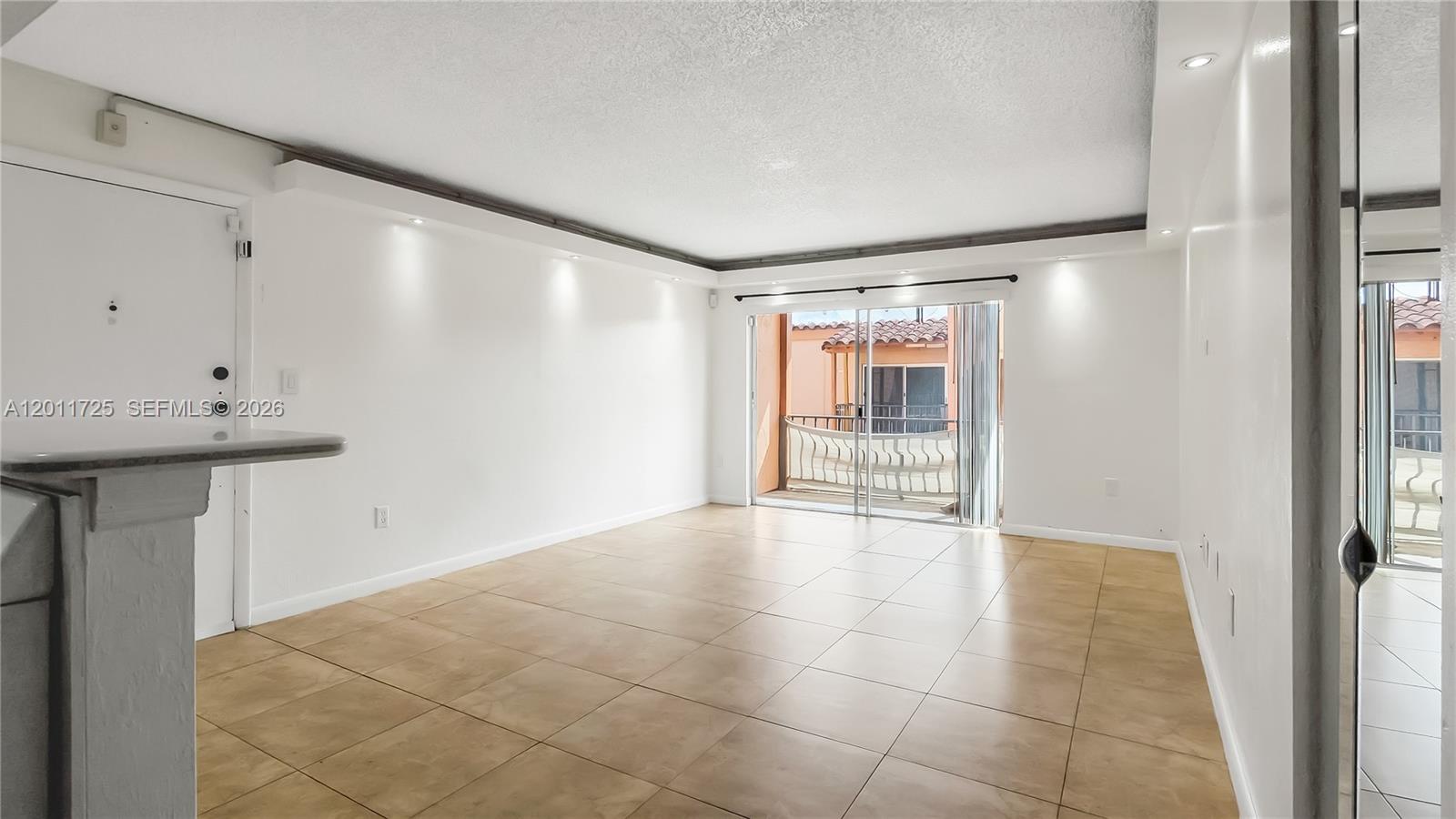 7200 Fairway Dr H12