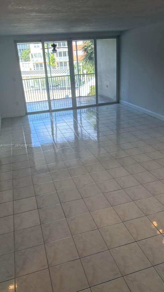 1710 NE 191st St 209-3