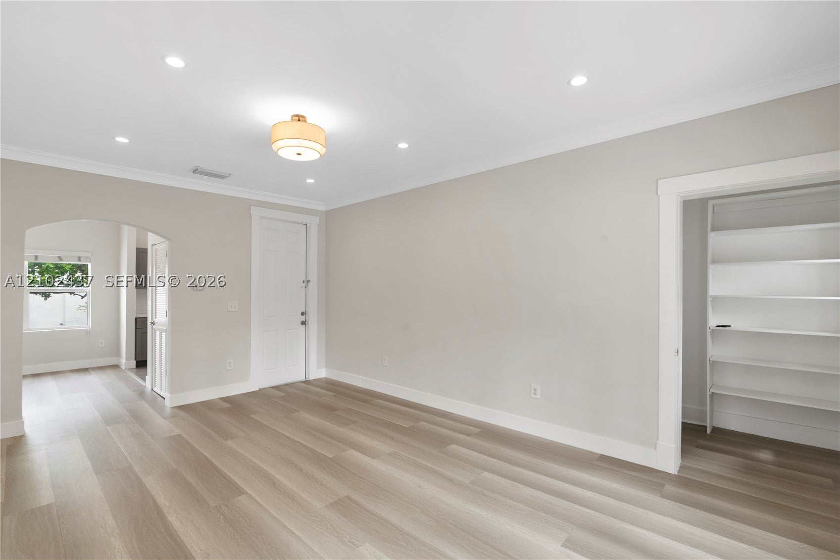 2431 Biscayne Blvd 1