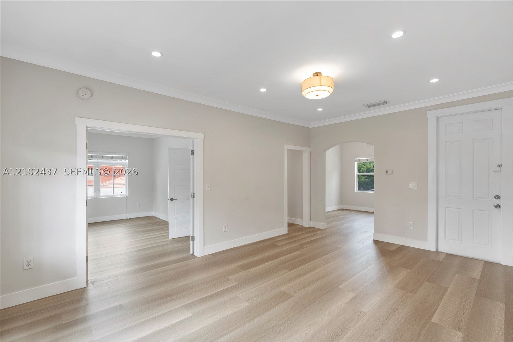 2431 Biscayne Blvd 1